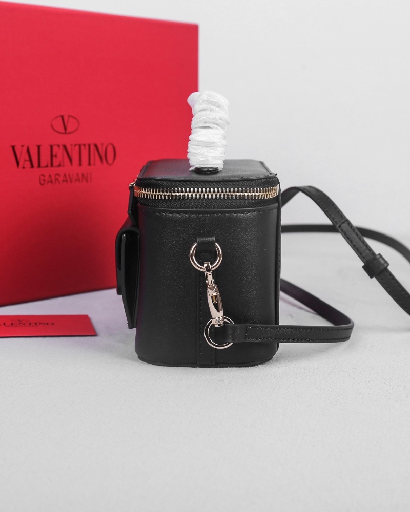 Va1e*ntin0 top handle bag